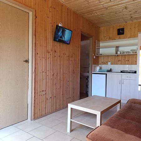 Aga Domki Rewal Eksteriør bilde